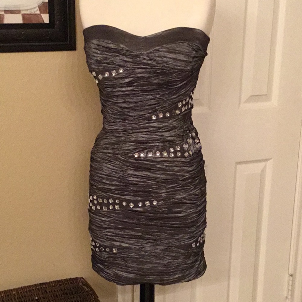 Arden B Strapless grey mini dress